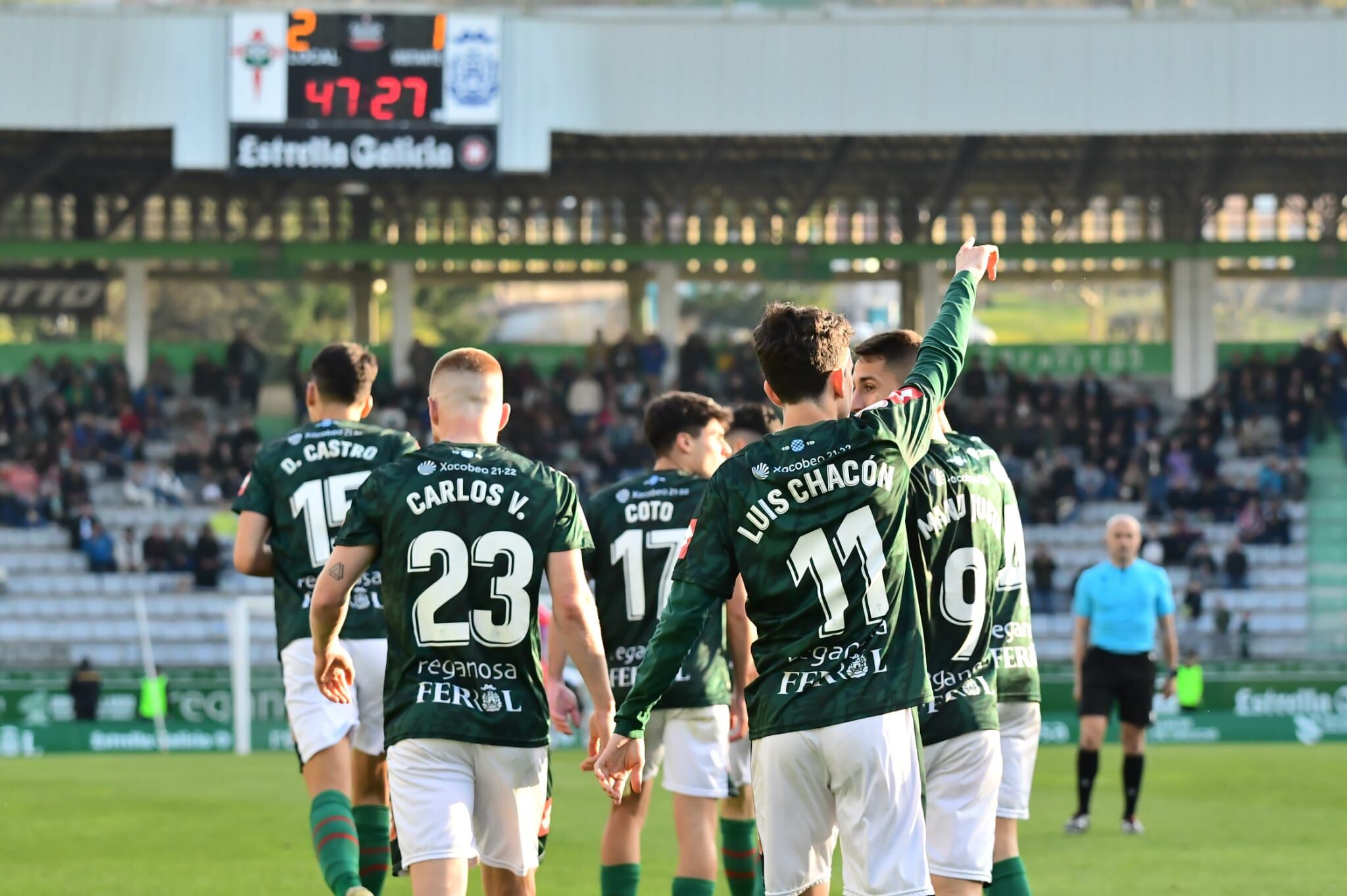 Luis Chacón, tras marcar su gol en el Racing-Algeciras de A Malata (foto: Mijanphoto Sports / Racing de Ferrol)