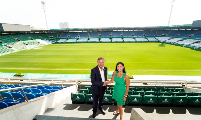 Alfredo Pérez y Gema Igual, en El Sardinero