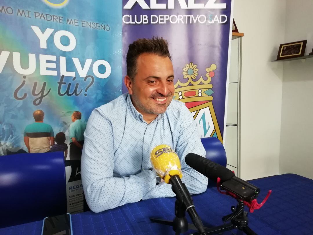 Joaquín Poveda durante la rueda de prensa