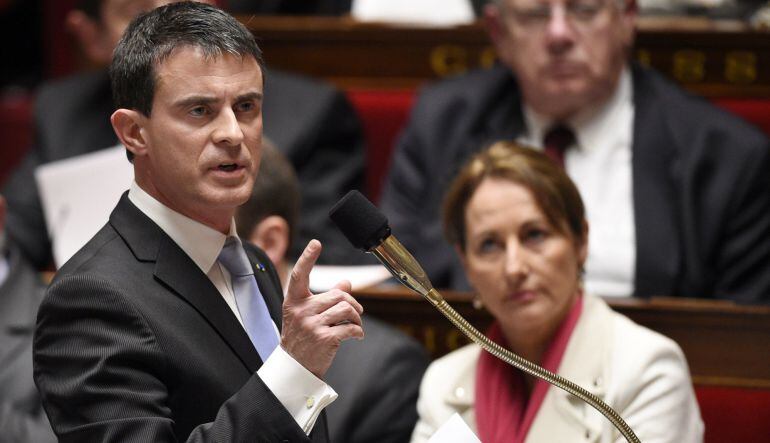 El primer ministro francés, Manuel Valls, durante una sesión en el Parlamento este martes