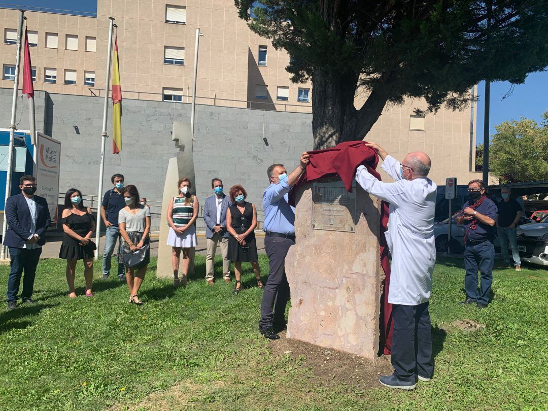 Monolito en recuerdo de las víctimas