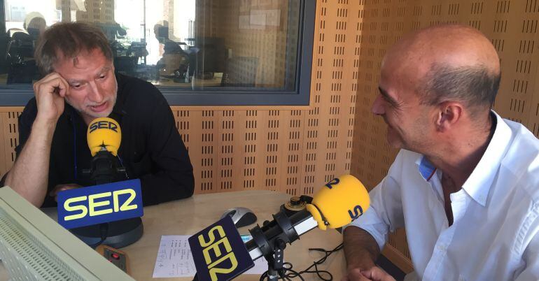 Nancho Novo en los estudios de Radio Valladolid