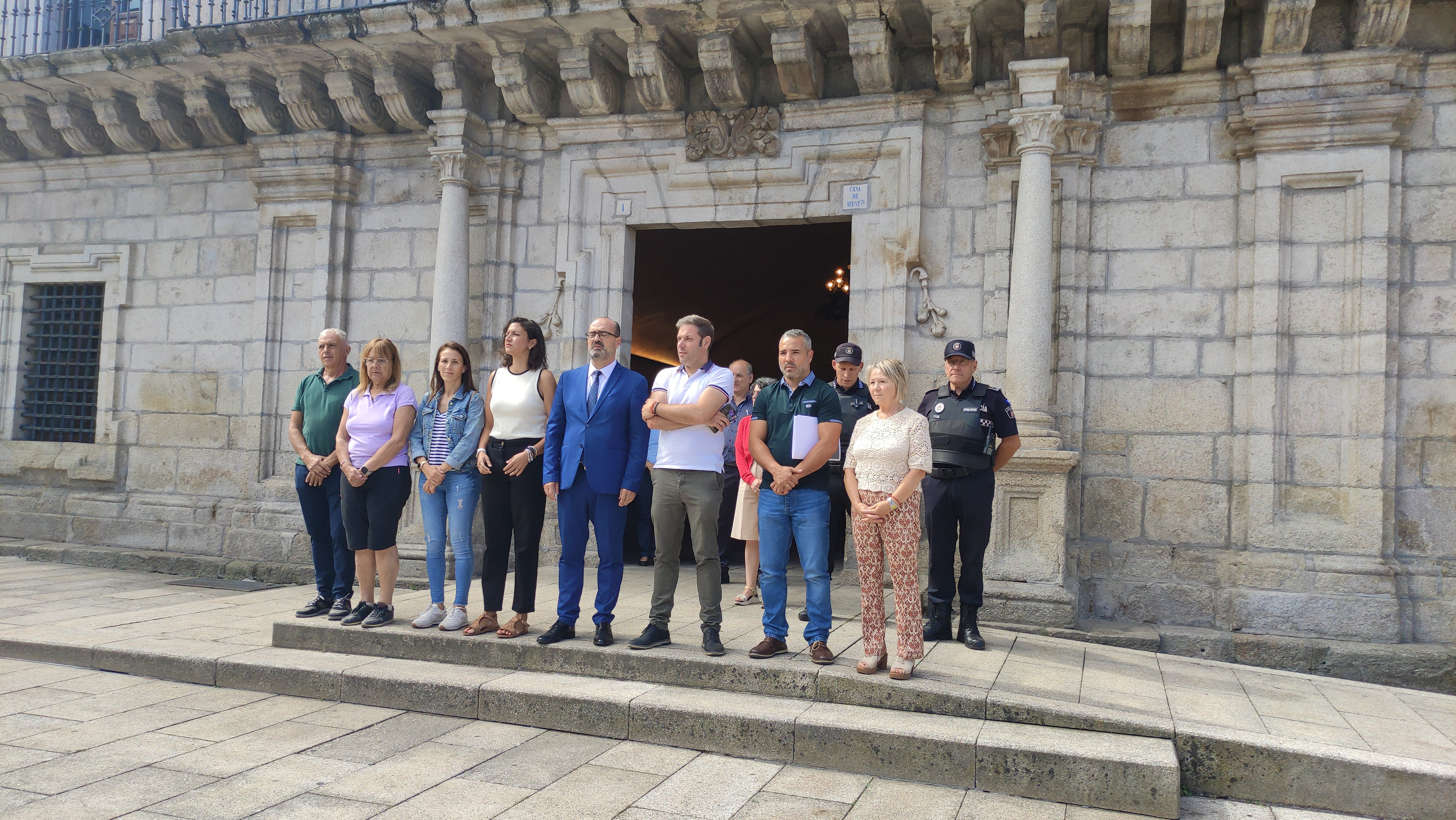 Minuto de silencio por la última víctima de la violencia machista en Ponferrada