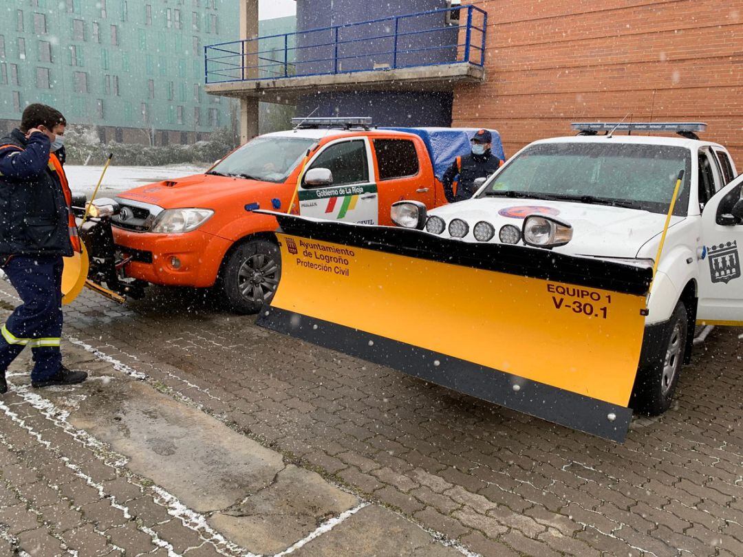 El consistorio de la capital mantiene activo el plan de nevadas para mitigar los efectos del temporal.