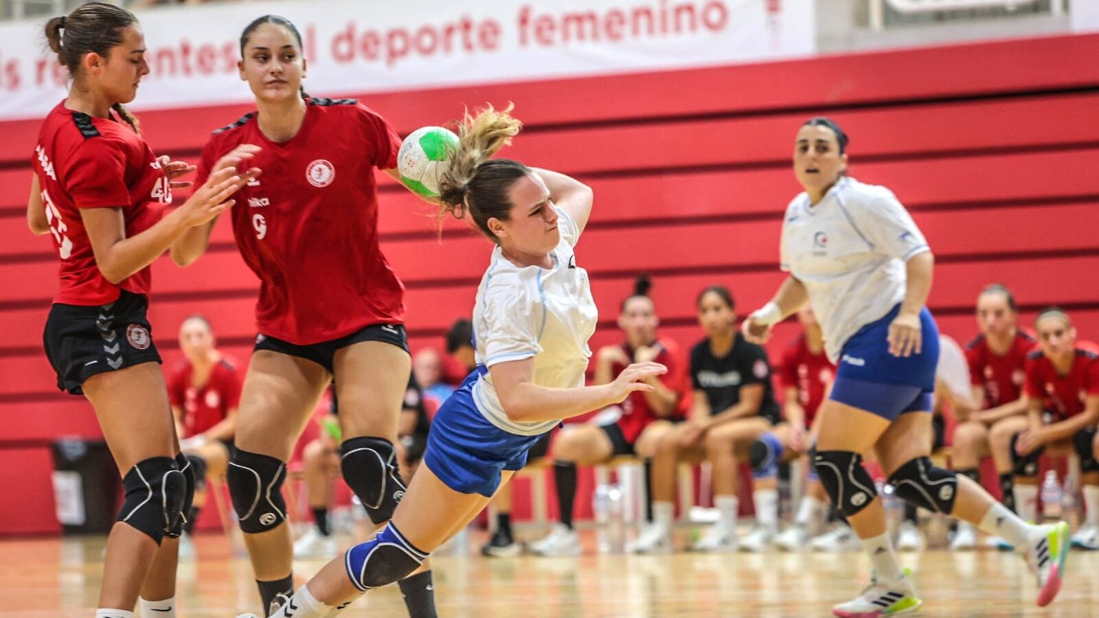 Primera victoria del Elda Prestigio en pretemporada