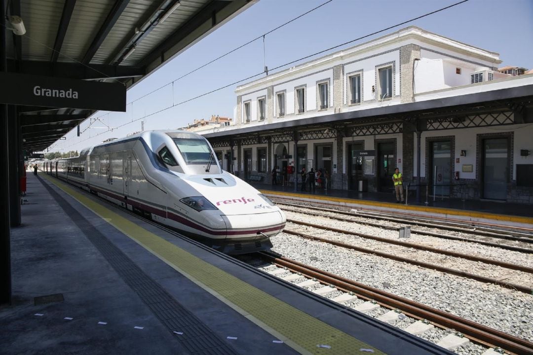 Tren AVE en Granada