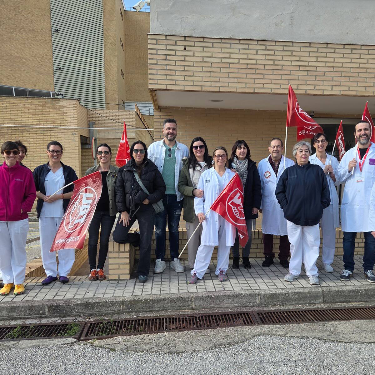Los trabajadores de las resonancias magnéticas del hospital de Virgen de los Lirios de Alcoy piden que se les pague un plus de peligrosidad por acudir a Rayos X