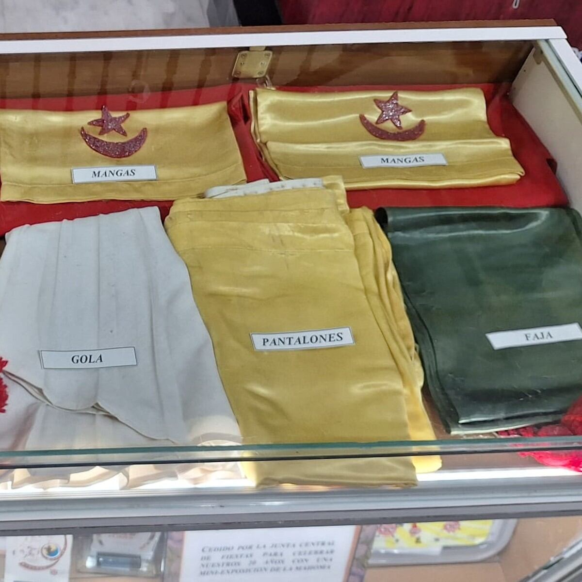 Traje restaurado de La Mahoma