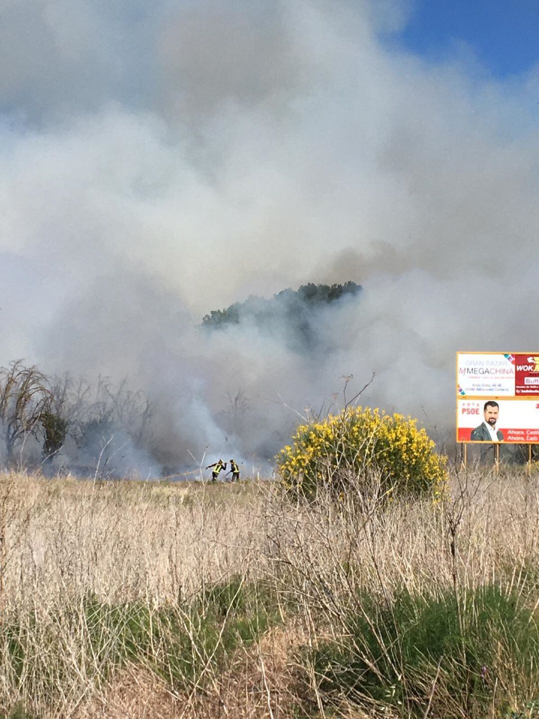 Incendio en las traseras de la Plaza de Toros de Palencia