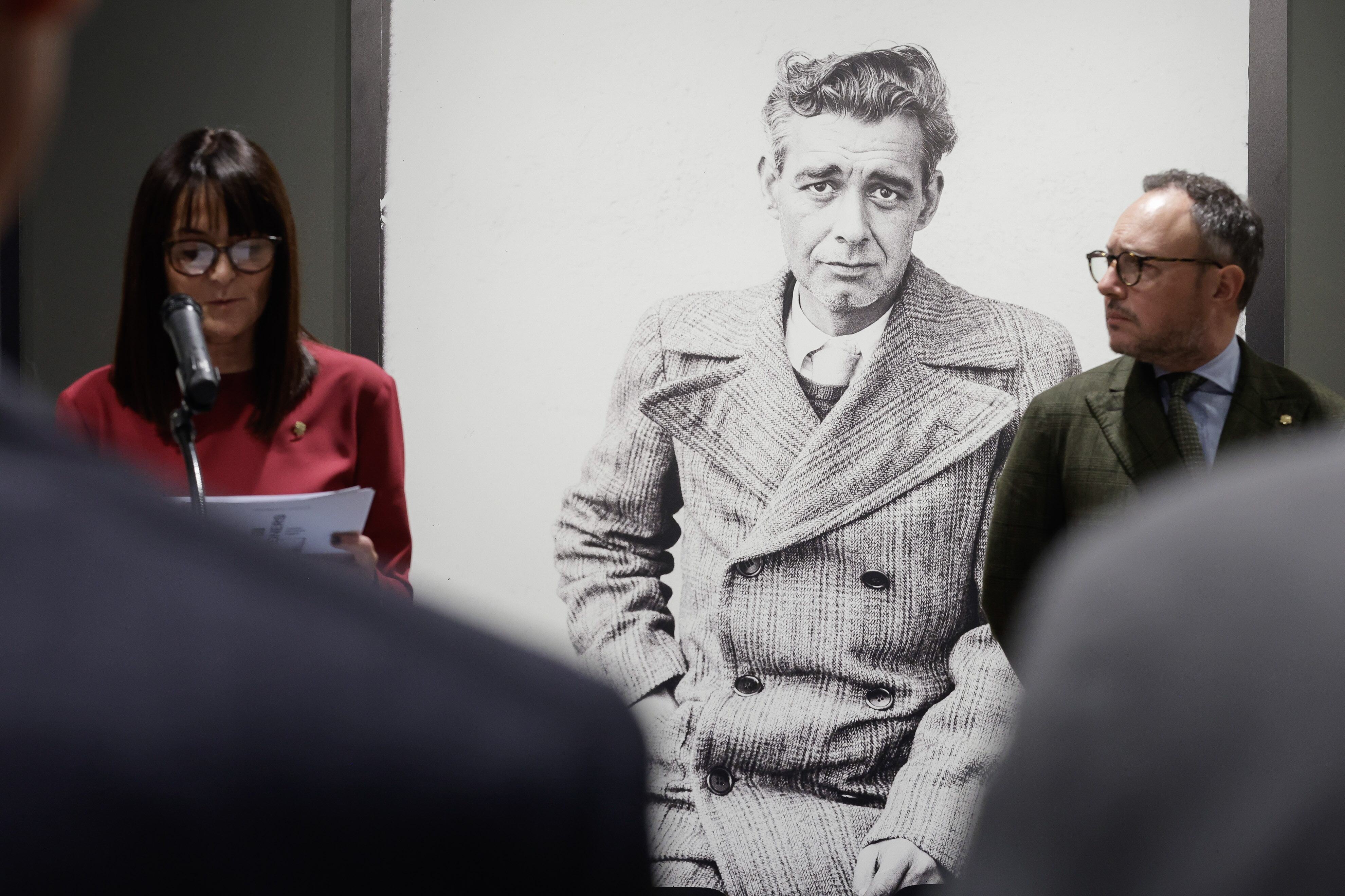 La ministra de Cultura, Mònica Bonell, i el cap de Govern, Xavier Espot, inauguren l&#039;exposició &quot;Pioners 1884-1954. L&#039;Andorra dels primers fotògrafs&quot; a la sala del parc Central