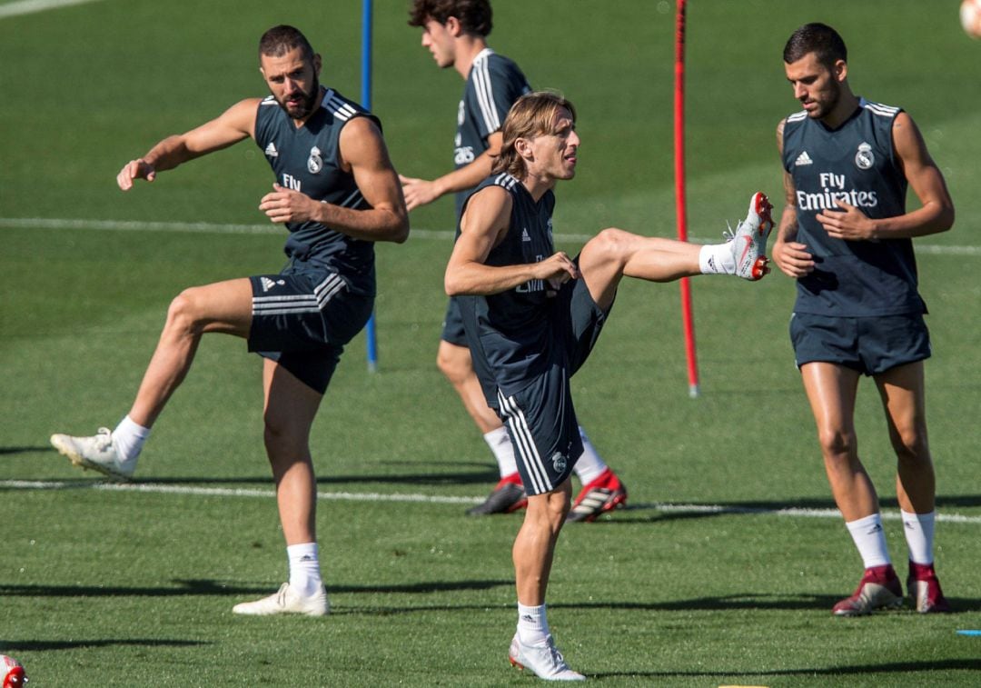 Odriozola, Benzema y Modric apuntan a titulares el sábado en Mendizorroza.