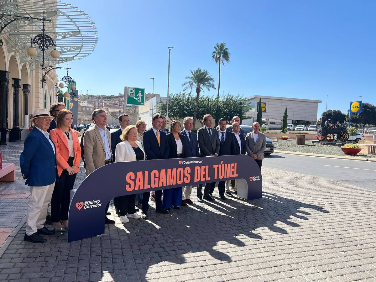 La plataforma 'Quiero corredor' reivindica que se agilicen las obras y que Cartagena se incluya en el trazado del Corredor Mediterráneo