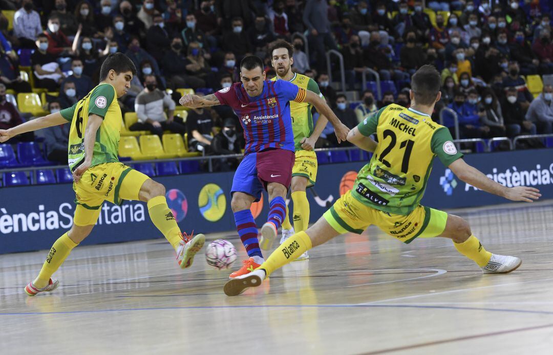 El equipo que entrenada Daniel Rodríguez salió derrotado del Palau por 3-0