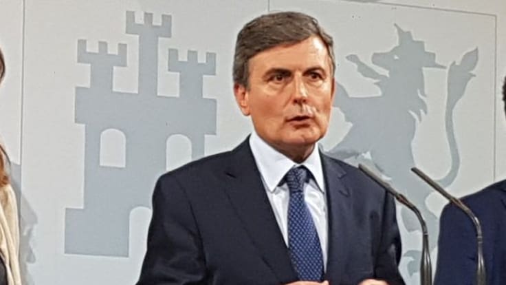 Pedro Saura: “Regular las licencias de VTC no costará más dinero a las comunidades”