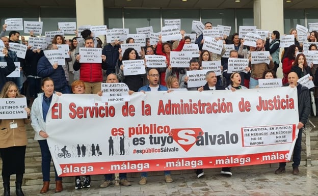 Protesta de los empleados de Justicia hace un año en Málaga