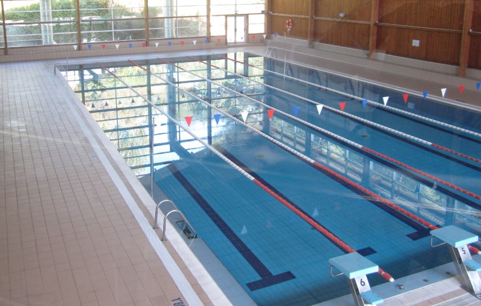 Piscina climatizada de Barbastro