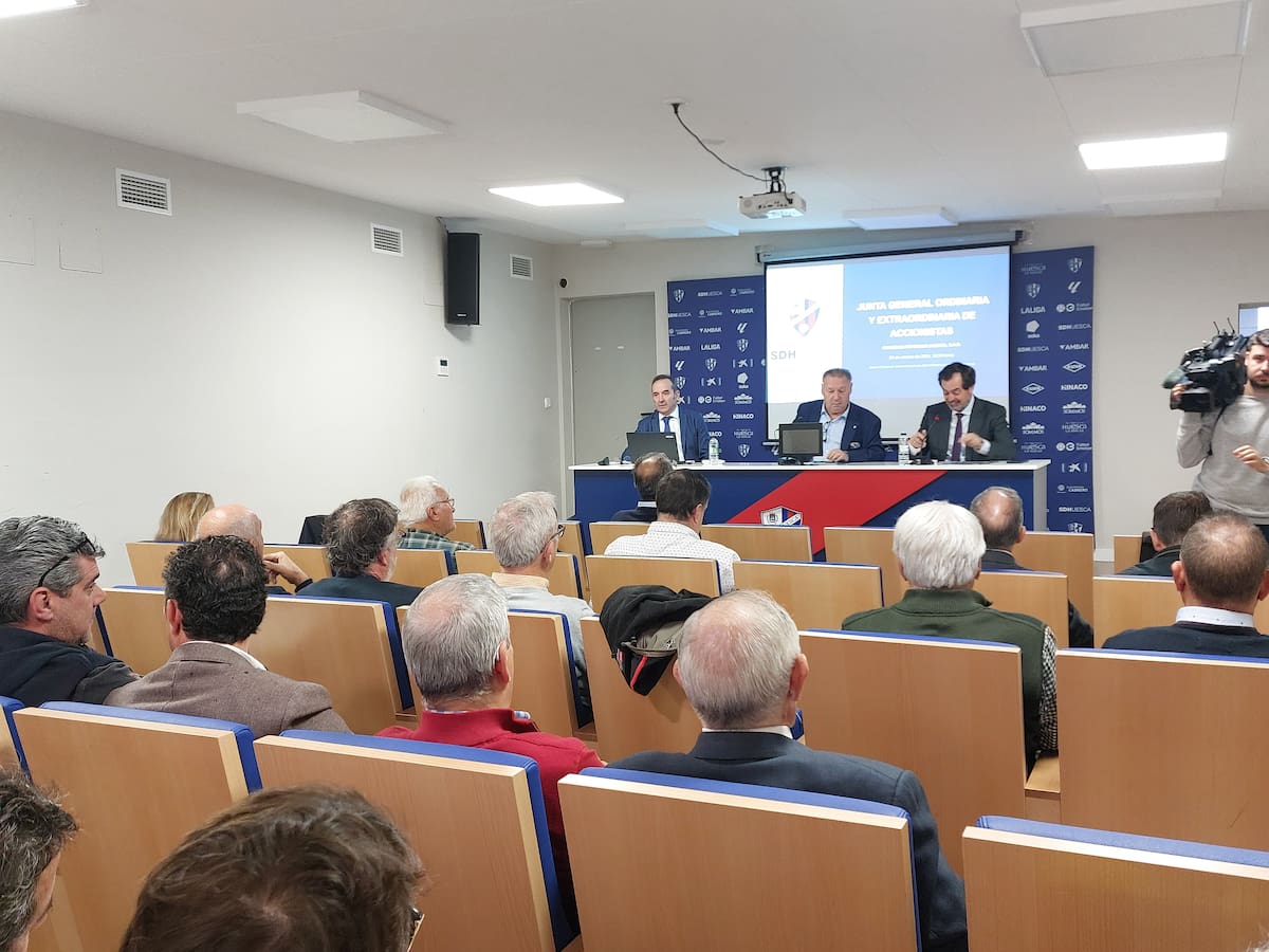 La Junta de Accionistas de la SD Huesca aprueba la ampliación de capital de 9,2 millones de euros