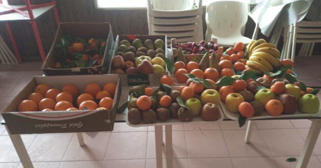 Una vecina de Valdepeñas ha donado hasta 6 cajas de fruta para abastecer a los transportistas