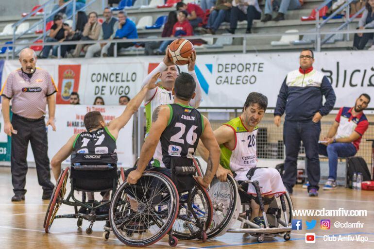 El Amfiv vence al Mideba con cinco magníficos