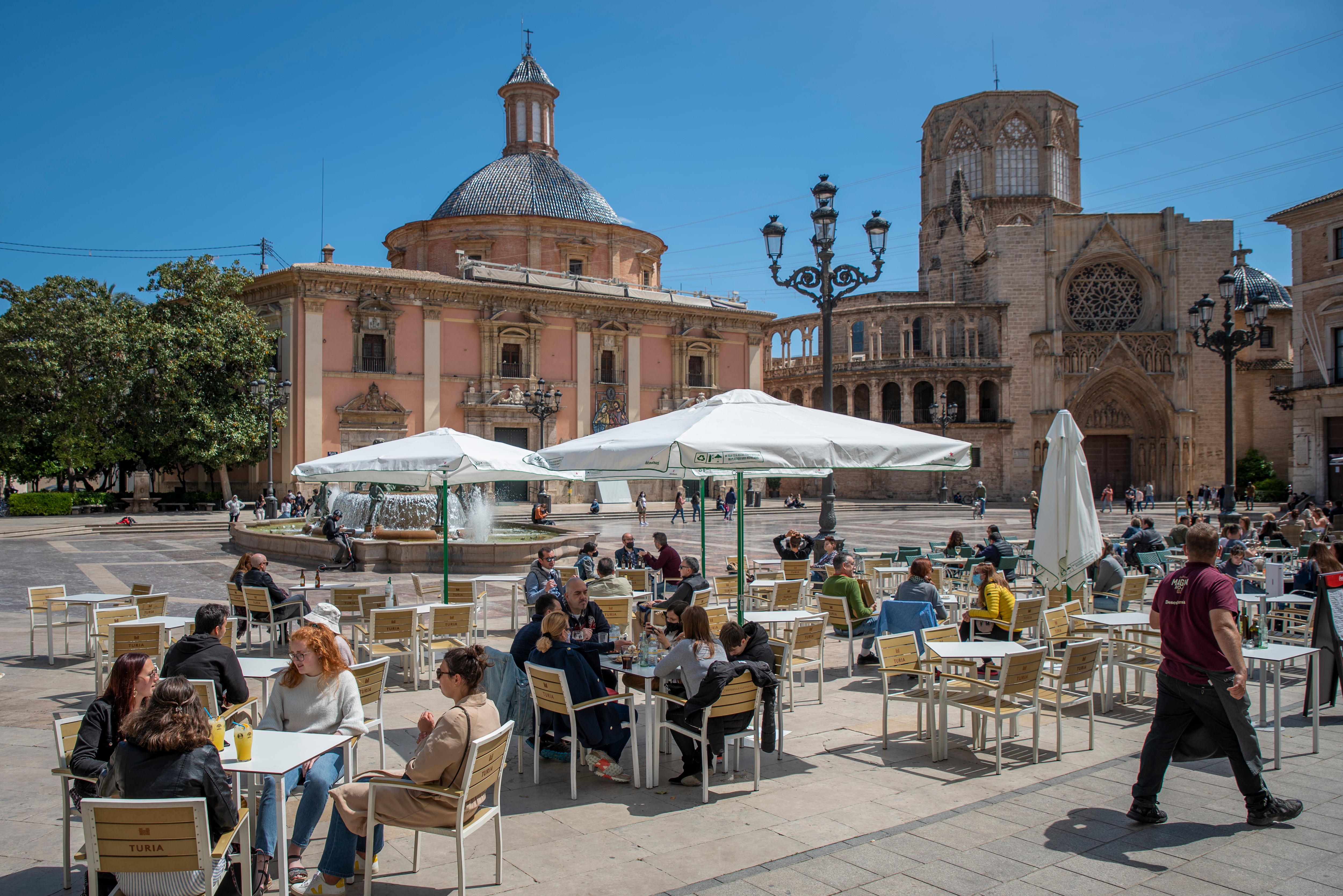 Terraza de un bar en la ciudad de València en una imagen de archivo.