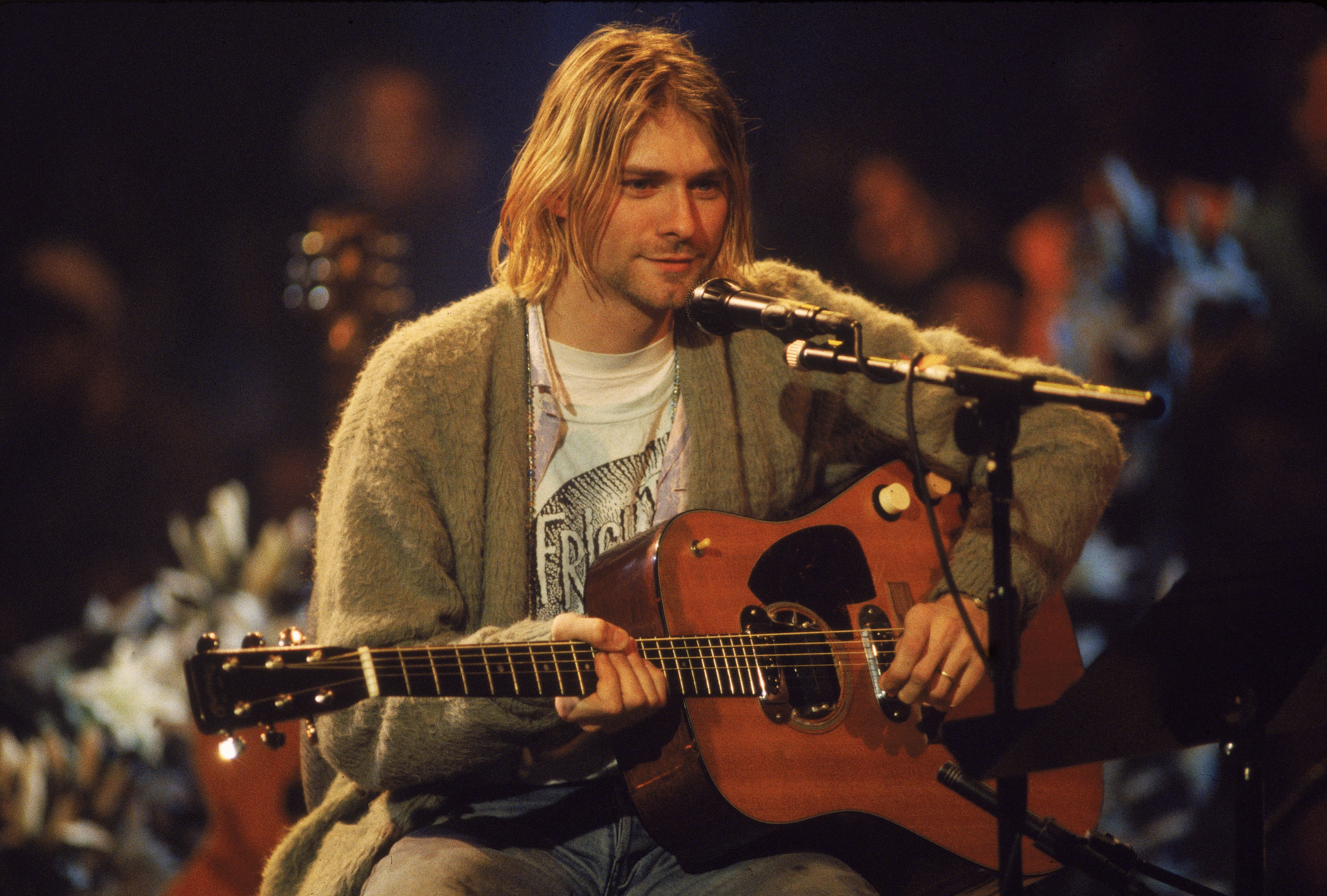 Kurt Cobain durante el concierto acústico de la MTV