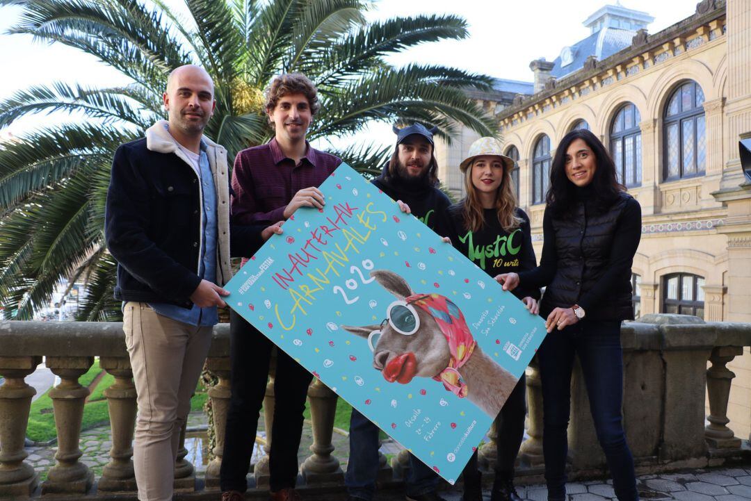 Rubén Rodríguez Barbero, en el centro, encarnará al dios Momo