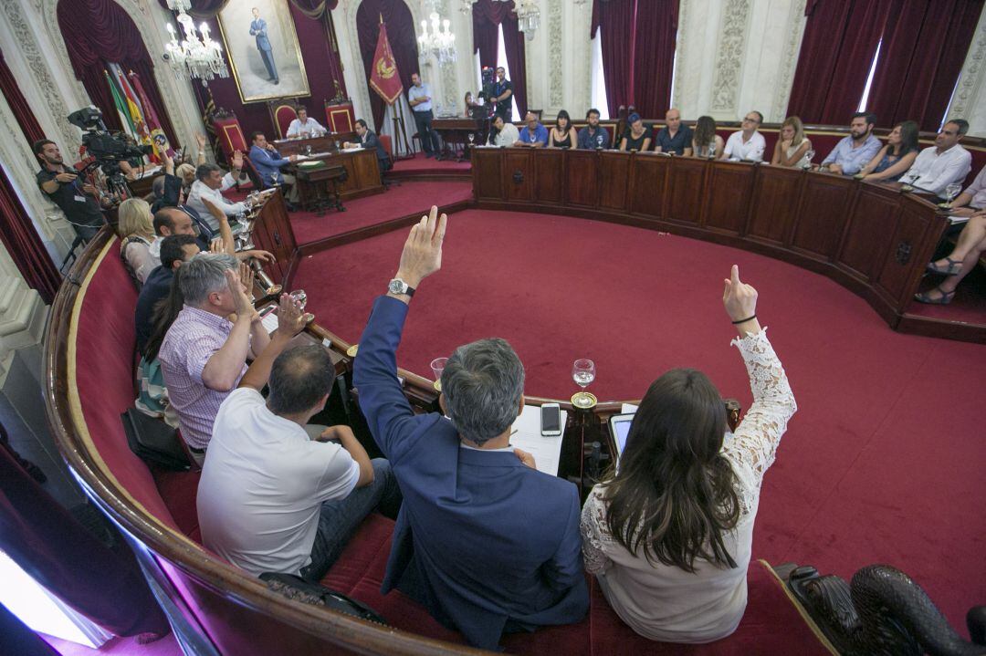 Pleno del Ayuntamiento de Cádiz