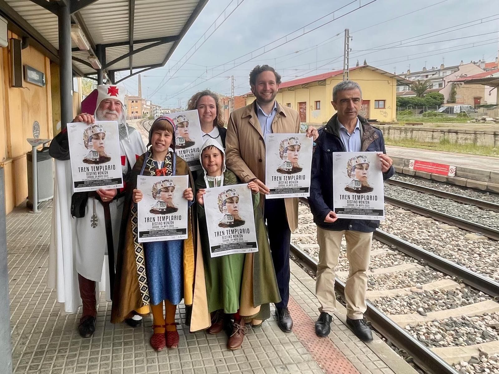 Presentación del nuevo Tren Templario para acudir al Homenaje a Jaime I y Guillem de Mont-rodón en Monzón