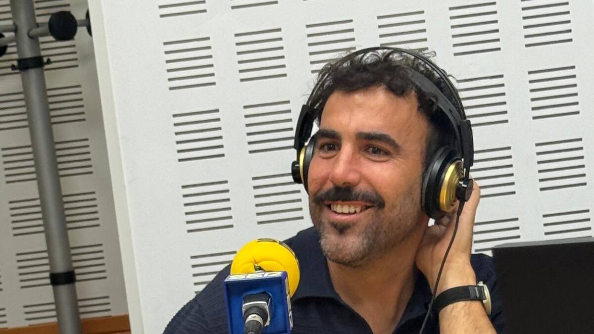 Entrevista a Manu Berrmejo y a Cris del dúo Tirana en Hoy por Hoy Córdoba. Actuaciones en Planneo al Fresco, Electrónica con Raíces