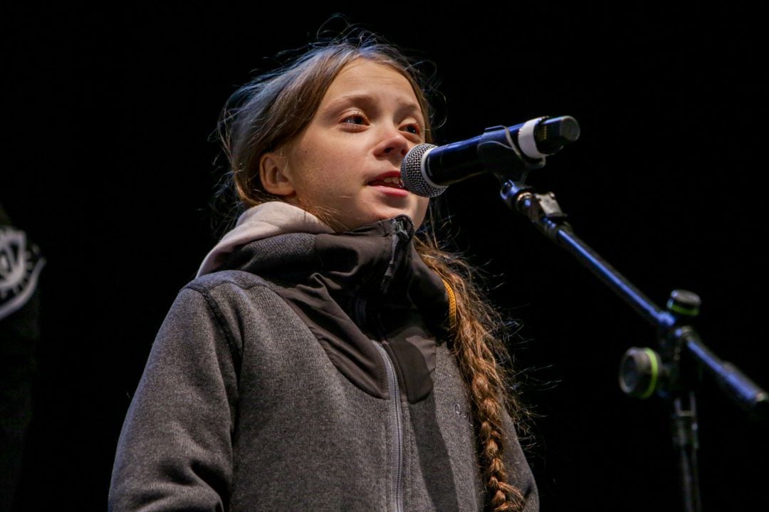 La activista sueca Greta Thunberg interviene en la Marcha por el Clima que recorre las calles del centro de Madrid