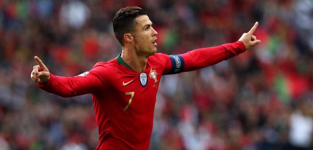 Cristiano Ronaldo celebra uno de sus goles ante Suiza