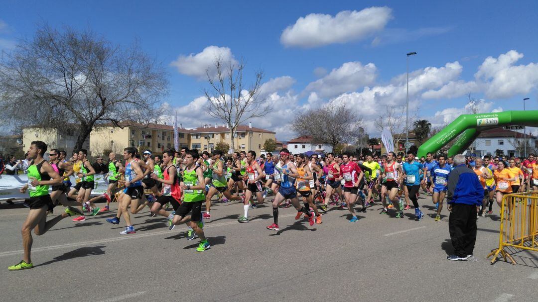Participantes de una carrera popular.