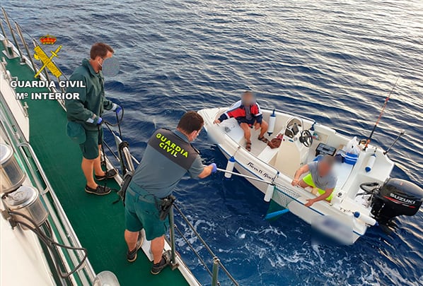 La Guardia Civil realiza 170 inspecciones a embarcaciones y motos acuáticas en el litoral murciano