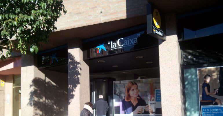 Ha tornat a obrir després de l'atracament.