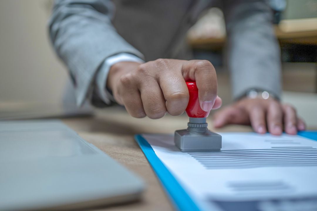 La Comunidad convocará casi 2.000 plazas para hacer fijos a 5 de cada 6 interinos de la administración 