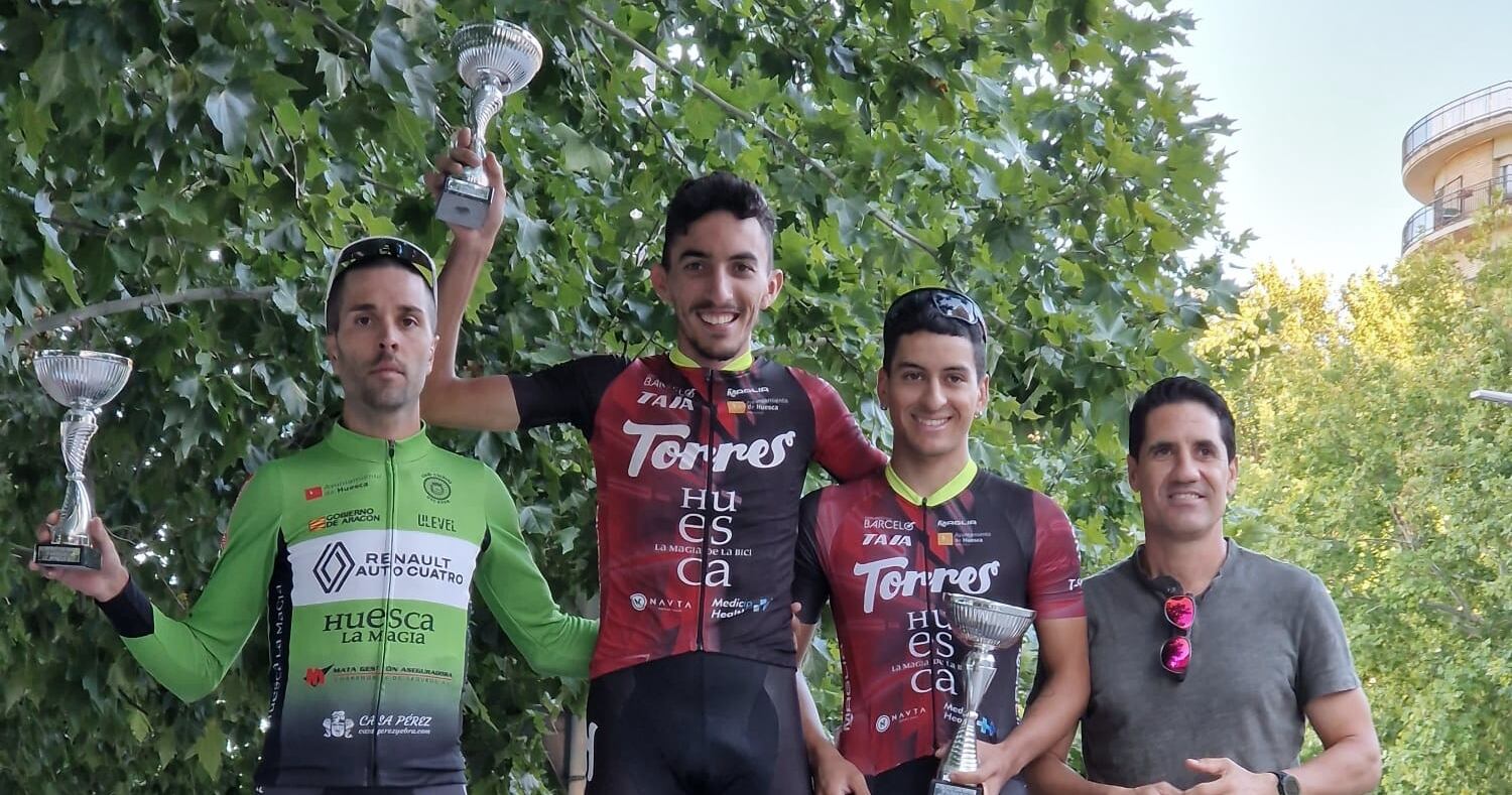 Podio del Trofeo San Mateo de ciclismo en Monzón