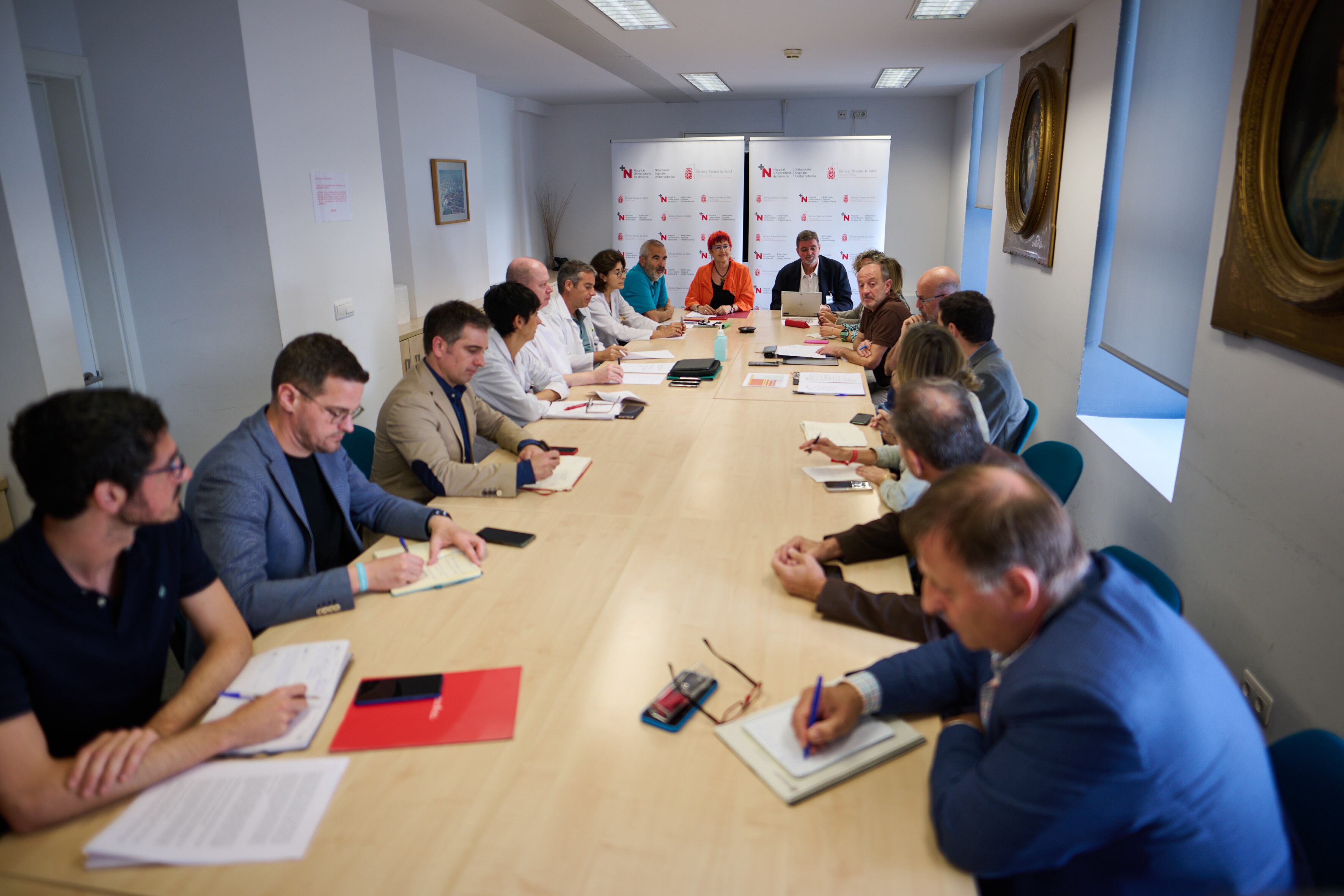 Reunión de coordinación del dispositivo sanitario para los Sanfermines celebrada hoy en el Hospital Universitario de Navarra (HUN).