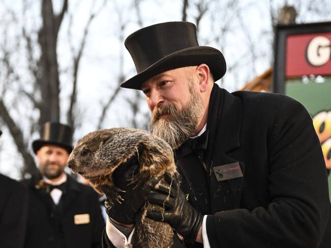 La ceremonia del 'Día de la Marmota' se celebró en Punxsutawney, Pennsylvania como es tradición