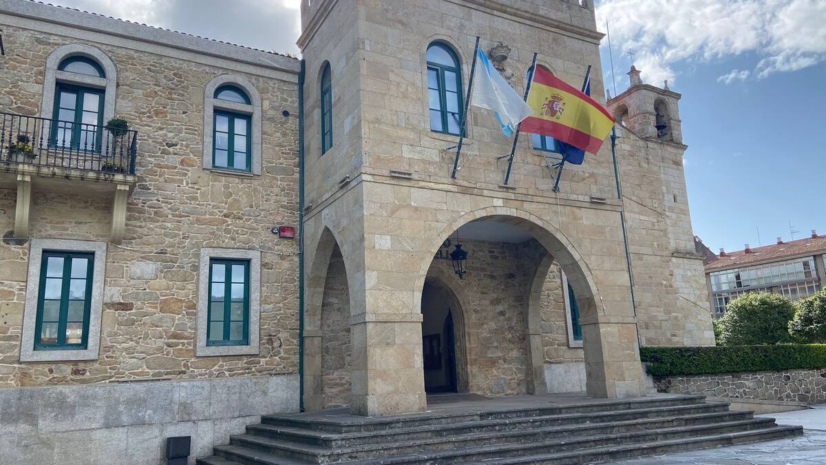 El socialista Francisco Pérez, nuevo alcalde de Noia tras la moción de censura contra el PP