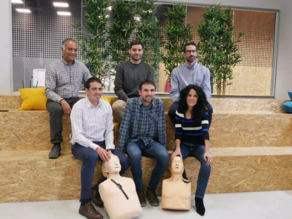 Una pulsera para ayudar a realizar la reanimación cardiopulmonar