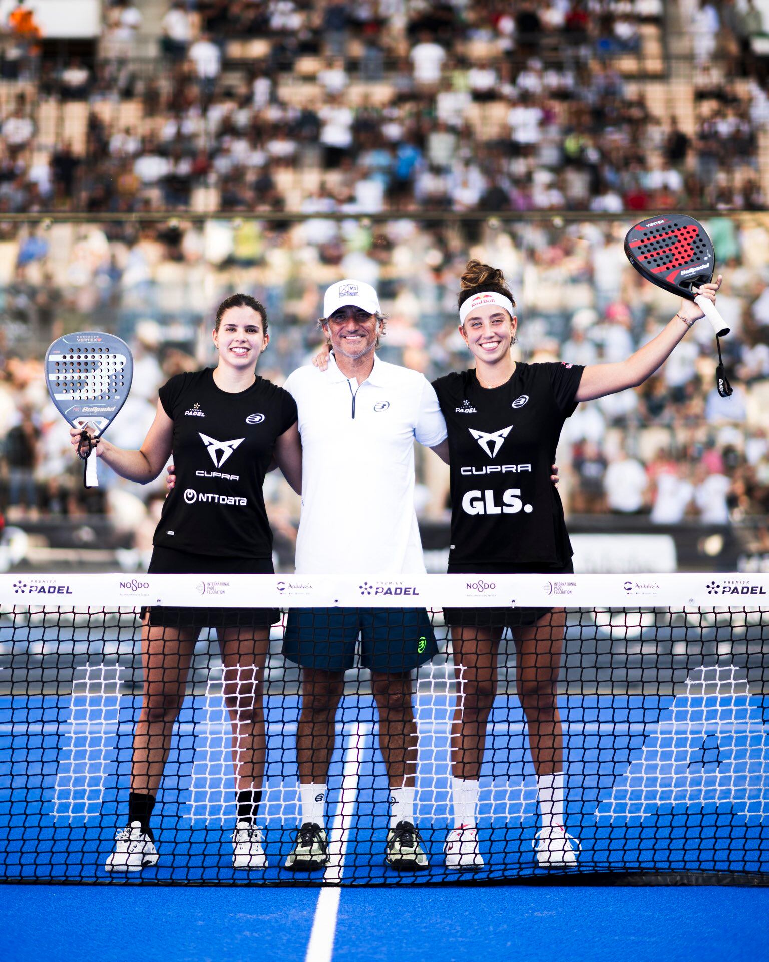 La malagueña Bea González y su compañera Delfi Brea, campeonas del Sevilla Premier Pádel