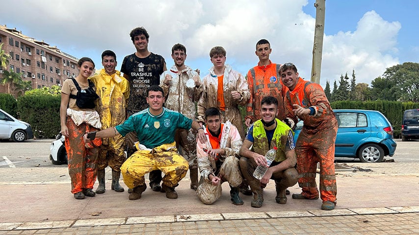 Imagen de algunos de los estudiantes desplazados a Valencia durante todos estos días