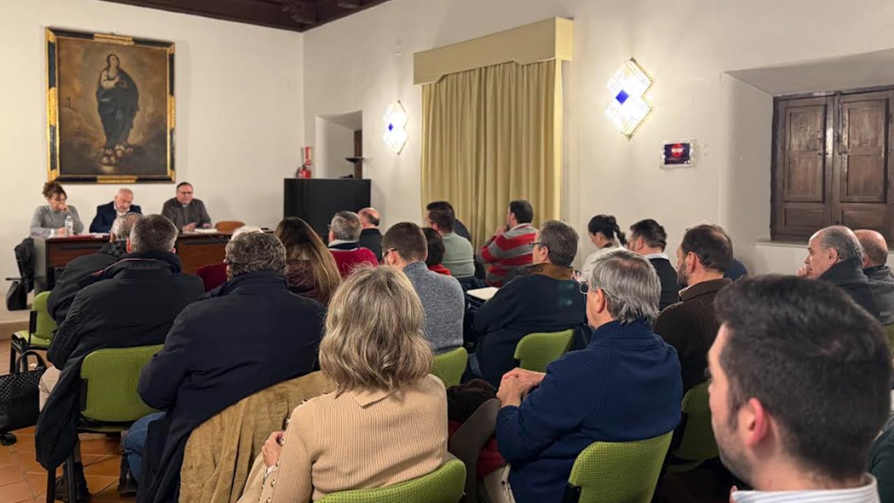 Pleno de enero de 2025 de hermanos mayores en la Federación de Cofradías de la Semana Santa de Granada