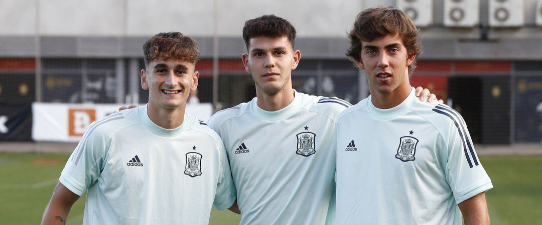 Noel, Trilli y Barcia con la Selección Española