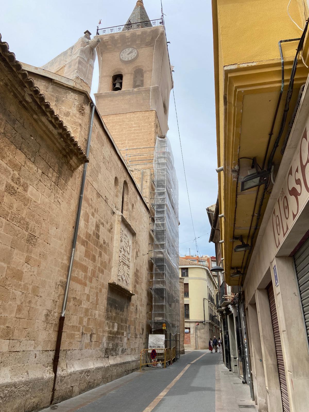 Andamios en la Iglesia de Santiago