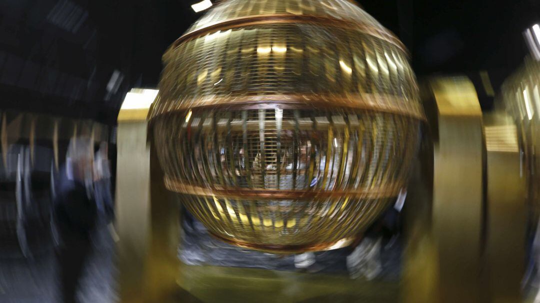 Un bombo de la loteria de Navidad