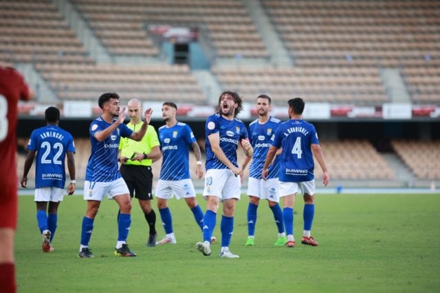 Migue García celebra el gol en Chapín ante el Sevilla C