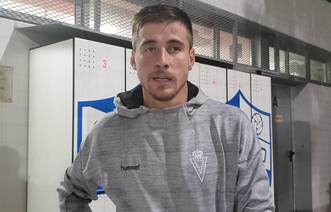 Dani Aquino dice adiós al Real Murcia