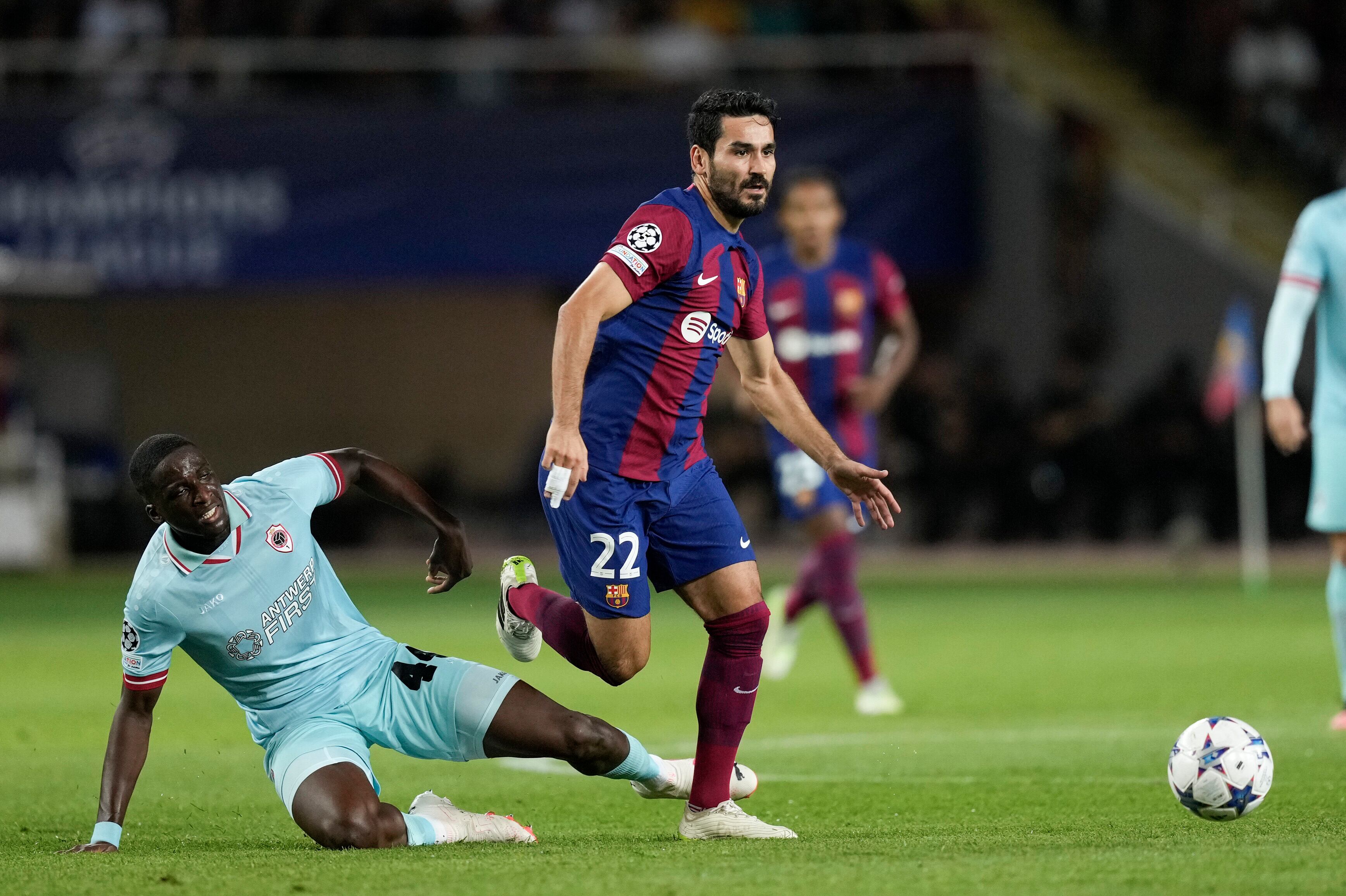 Ilkay Gundogan durante el partido entre FC Barcelona y Royal Amberes de la fase de grupos de la Liga de Campeones