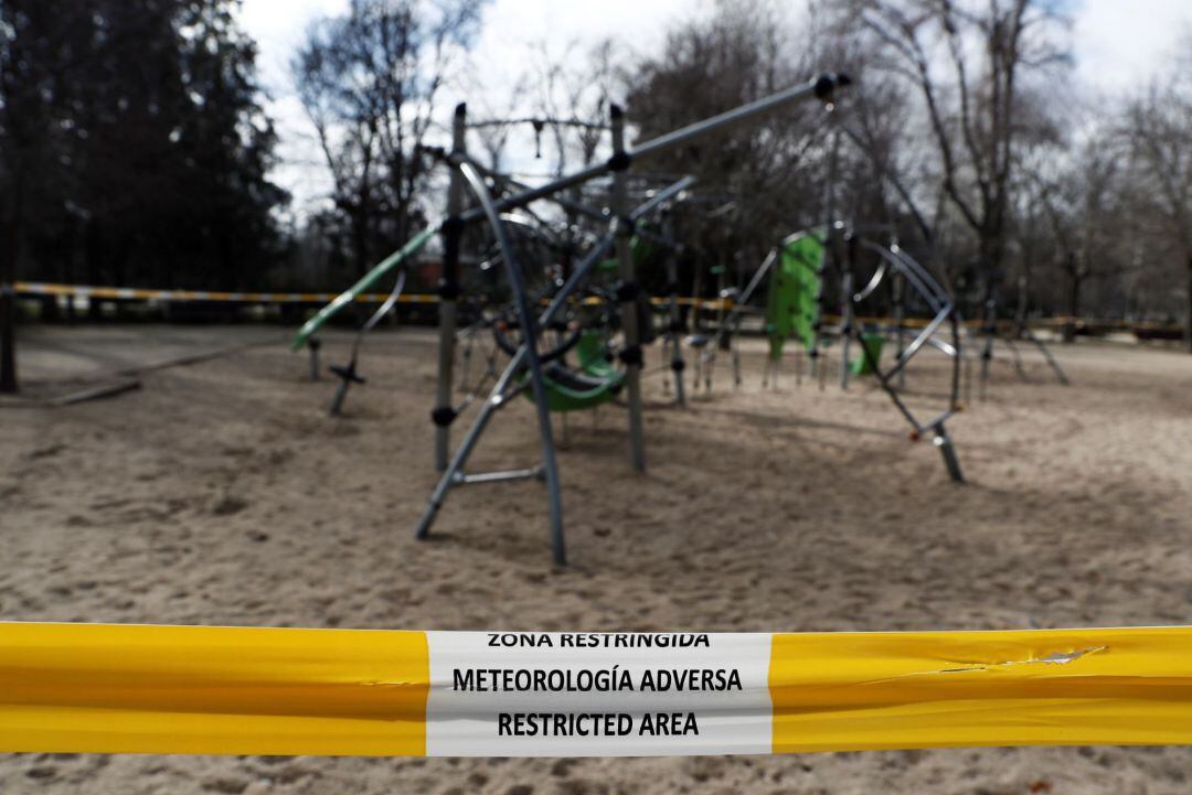 El madrileño parque del Retiro, cerrado desde el viernes a las 13:00